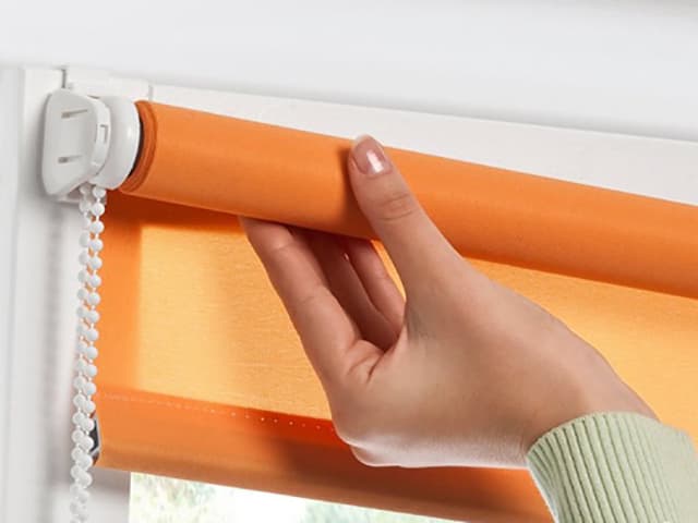 Как выбрать ткань для пошива рулонных штор: нюансы и особенности